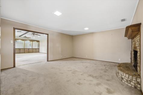 216 Helen Drive Lindale TX 75771