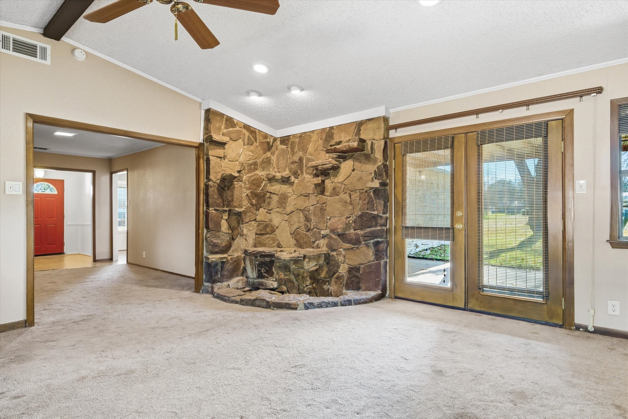 216 Helen Drive Lindale TX 75771