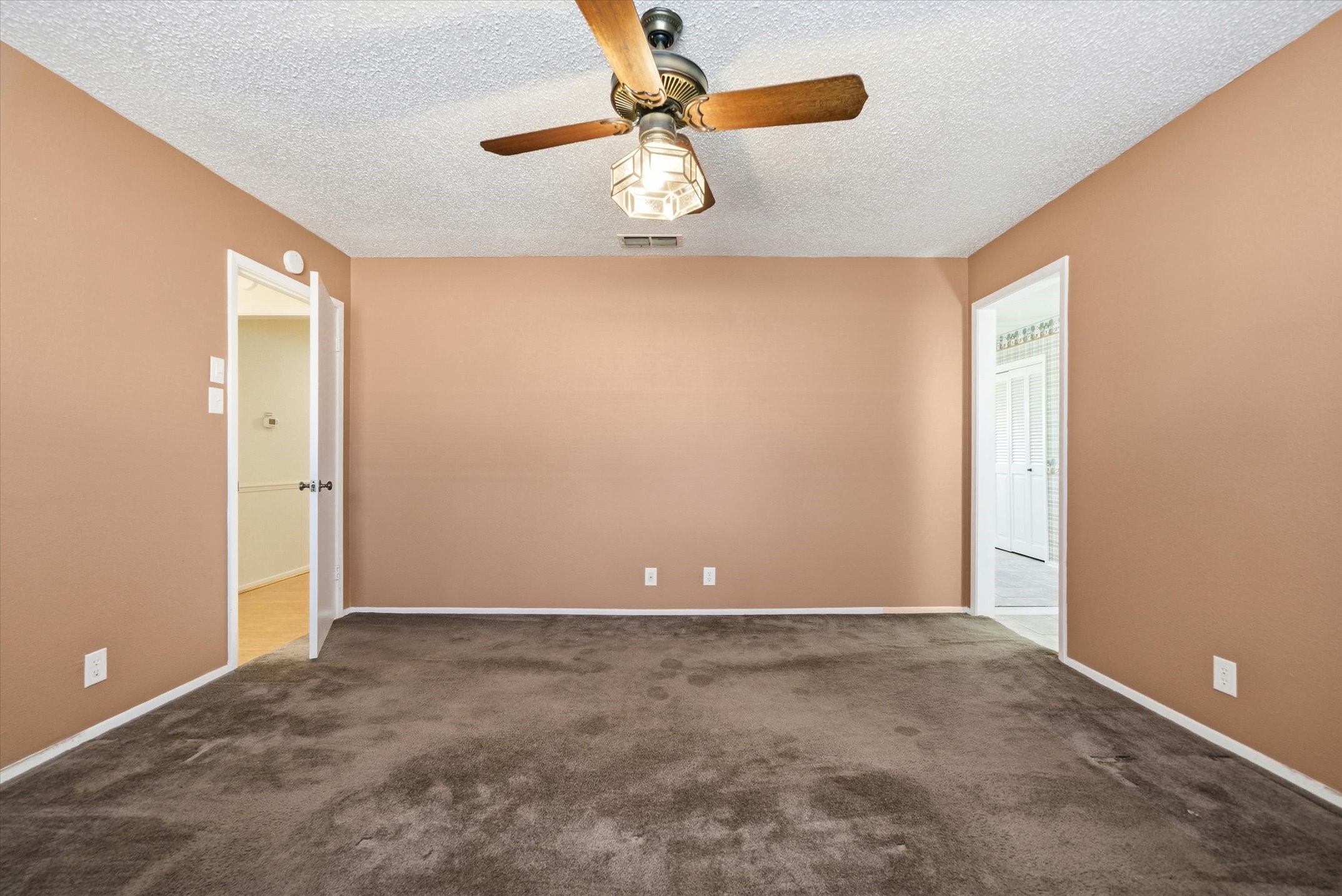 216 Helen Drive Lindale TX 75771