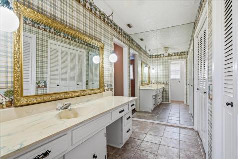 216 Helen Drive Lindale TX 75771