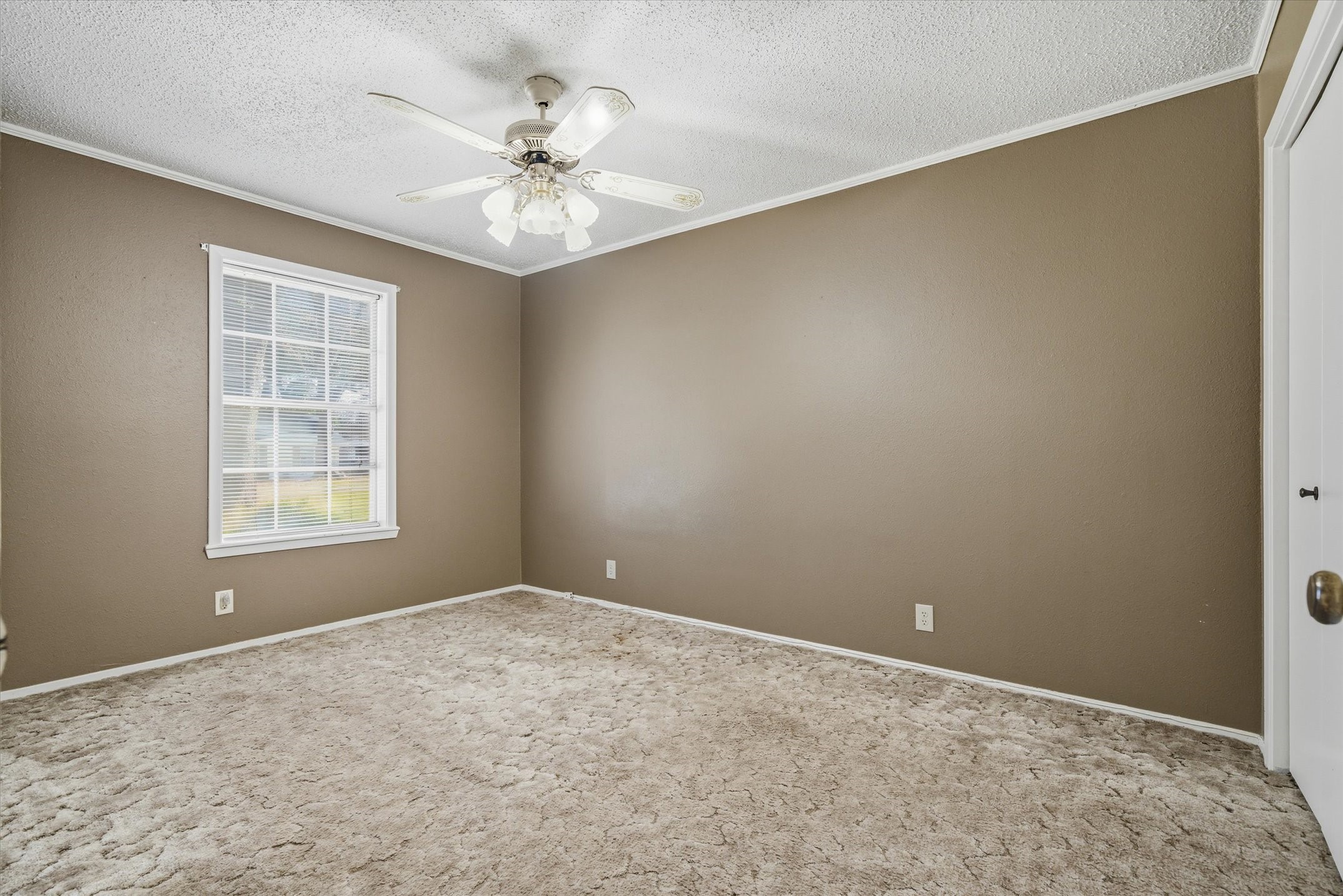 216 Helen Drive Lindale TX 75771