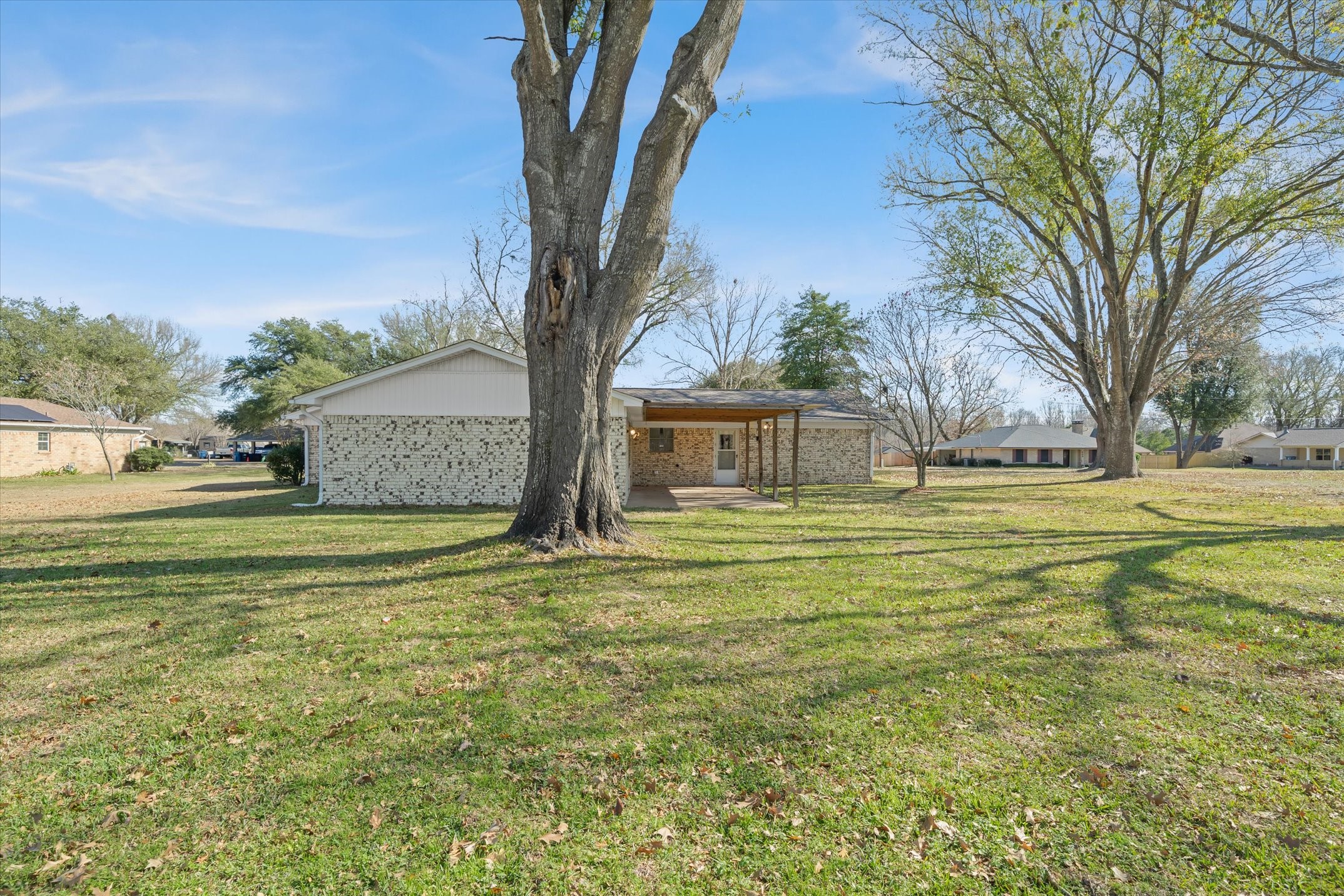 216 Helen Drive Lindale TX 75771