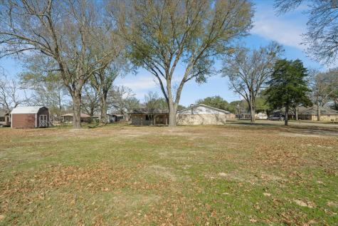 216 Helen Drive Lindale TX 75771