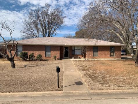 506 Denison Street Nocona TX 76255