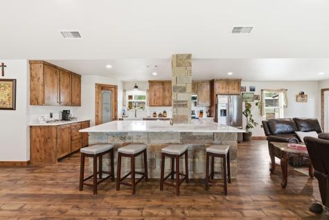 187 County Road 4195 Decatur TX 76234