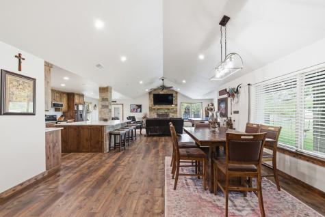 187 County Road 4195 Decatur TX 76234