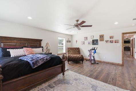 187 County Road 4195 Decatur TX 76234