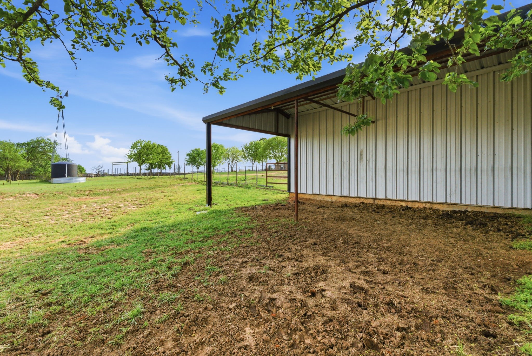 187 County Road 4195 Decatur TX 76234