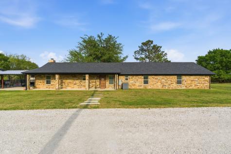 187 County Road 4195 Decatur TX 76234