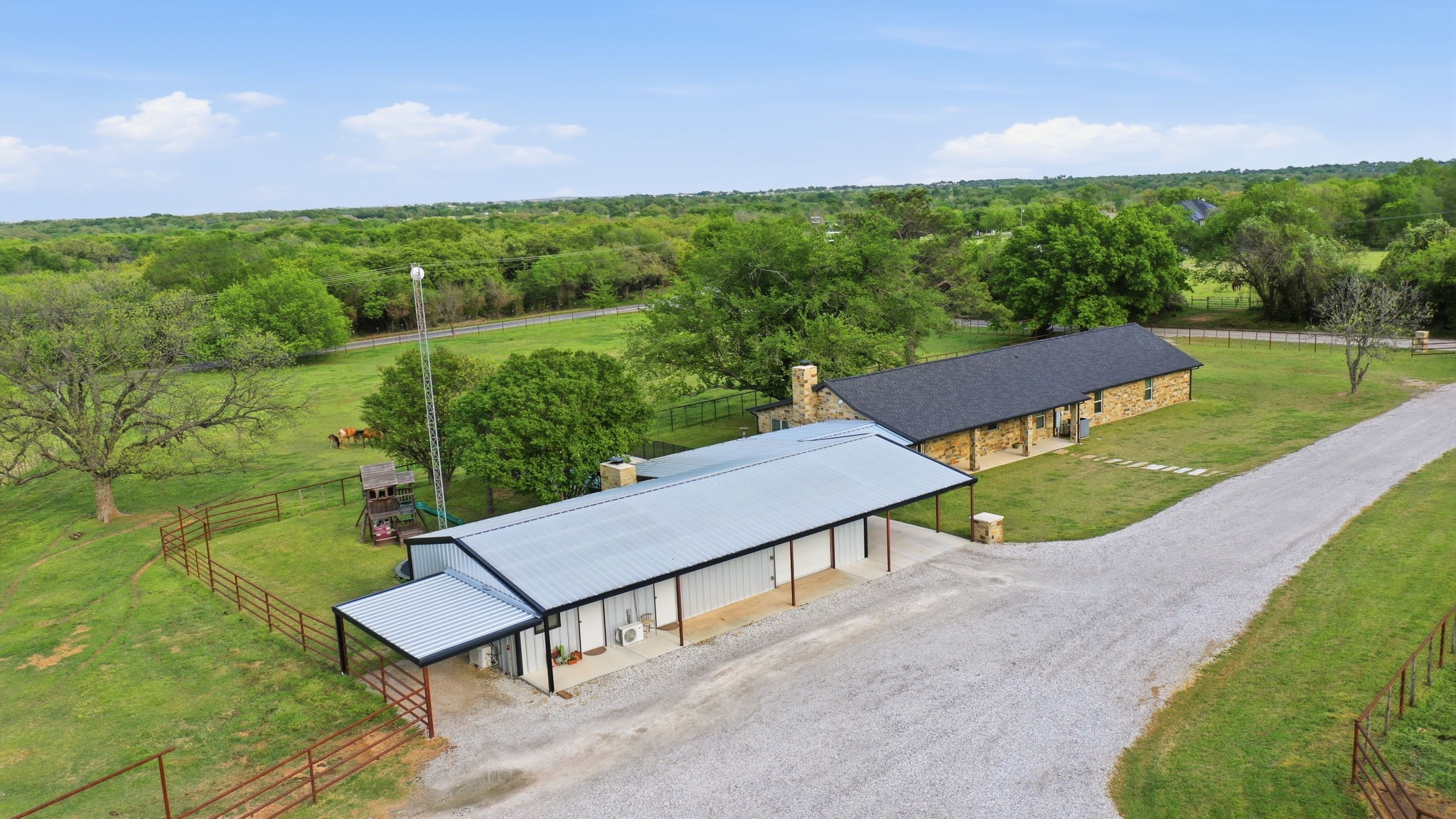 187 County Road 4195 Decatur TX 76234