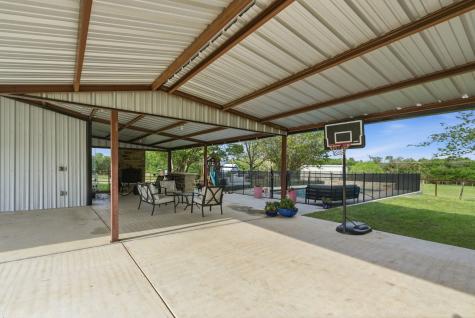 187 County Road 4195 Decatur TX 76234