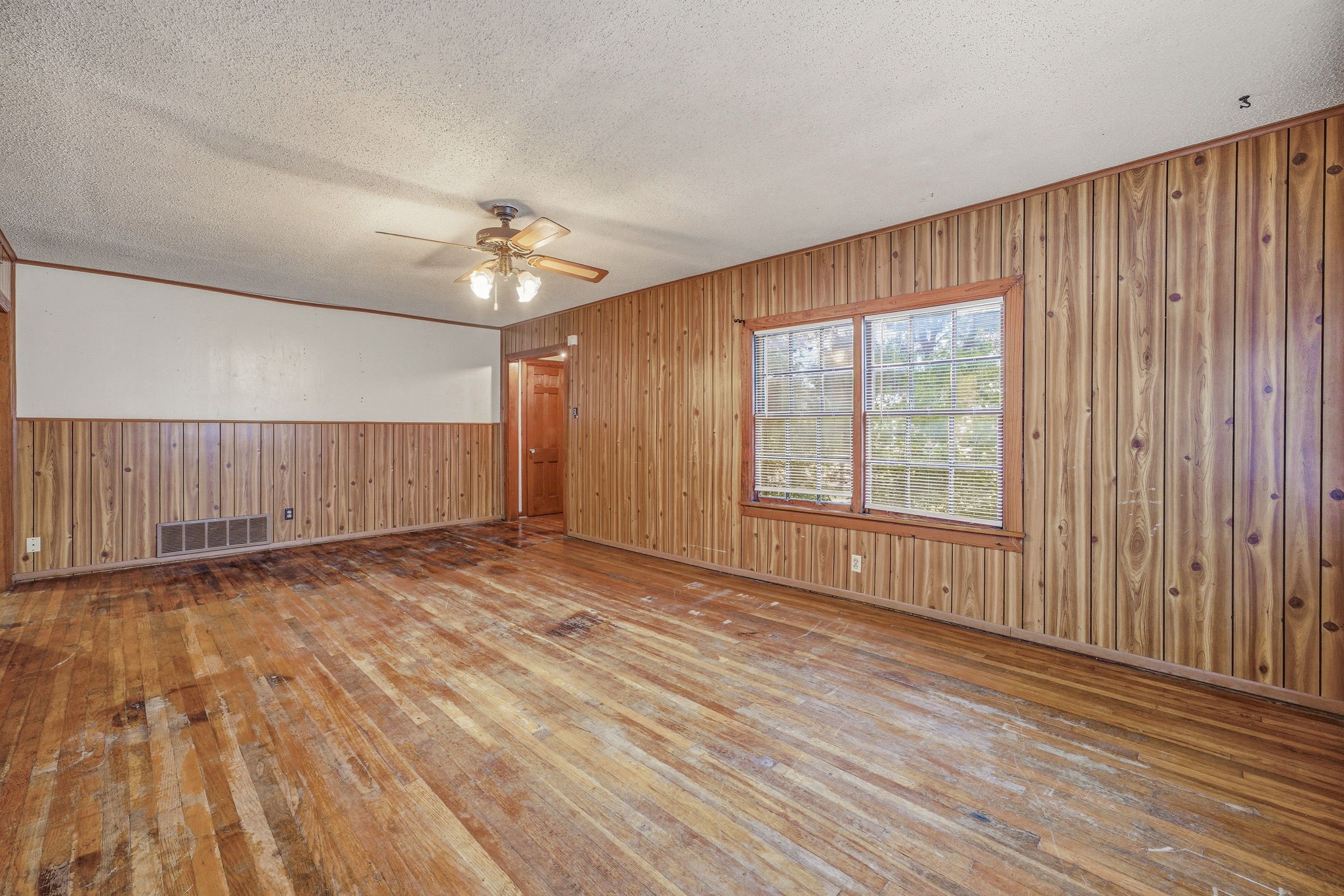 835 W Long Street Stephenville TX 76401