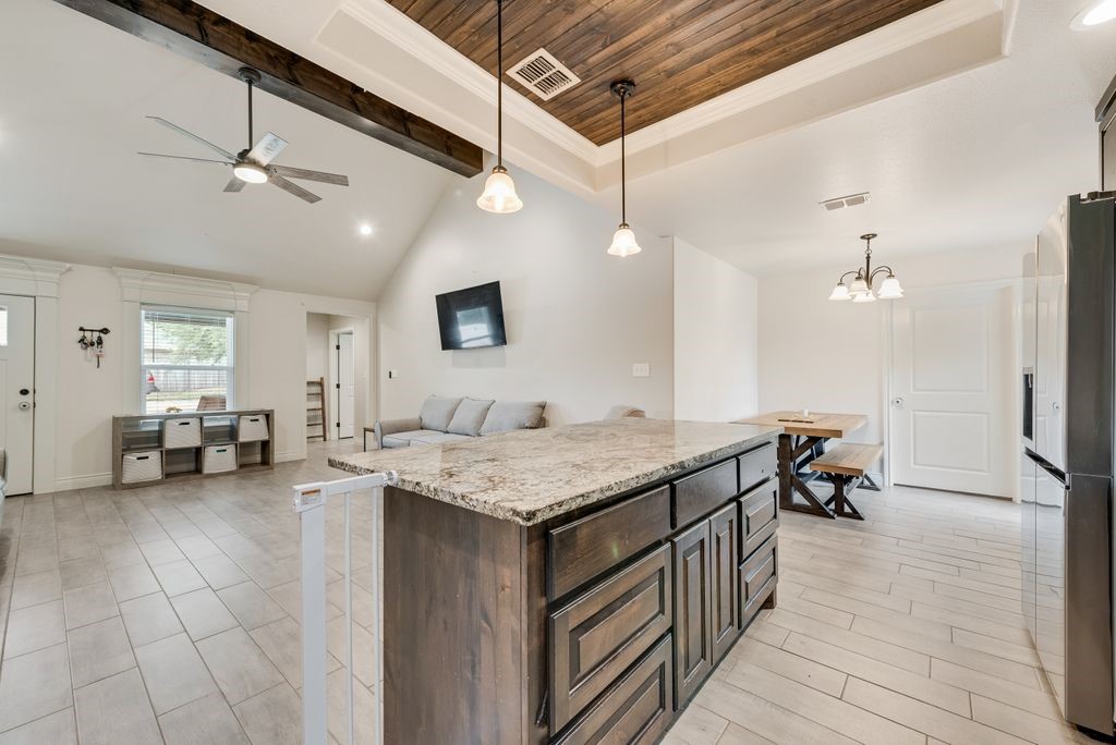 2601 Houston Court Granbury TX 76048