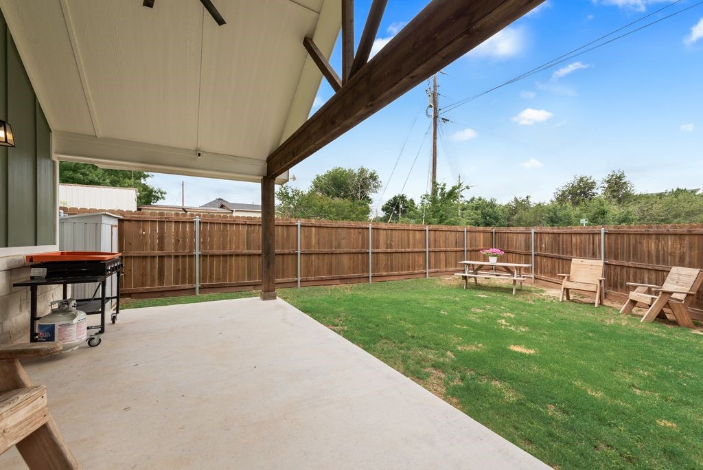 2601 Houston Court Granbury TX 76048