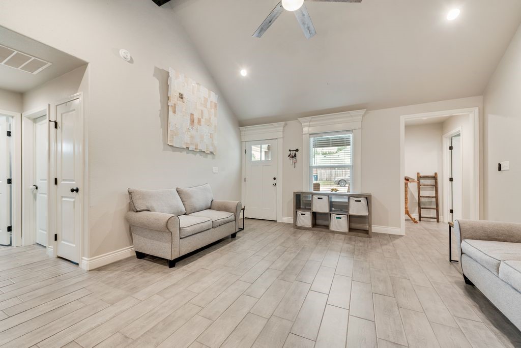 2601 Houston Court Granbury TX 76048