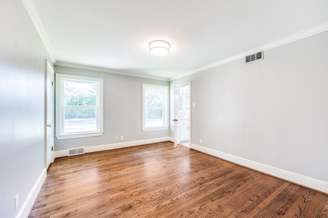 4709 Hallmark Drive Dallas TX 75229