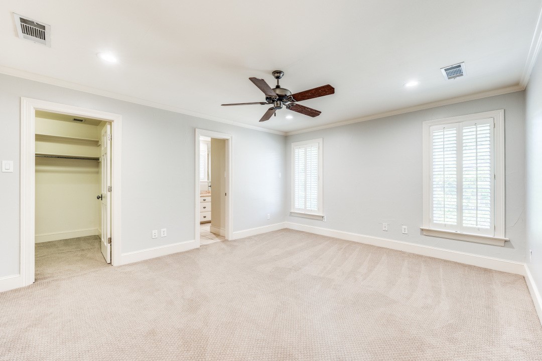 4709 Hallmark Drive Dallas TX 75229