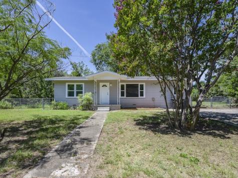 129 Lakewood Drive Azle TX 76020