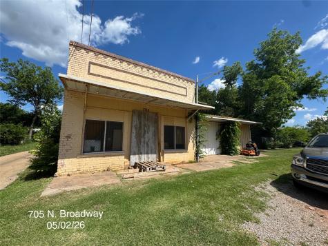 705 N Broadway Street Wichita Falls TX 76306