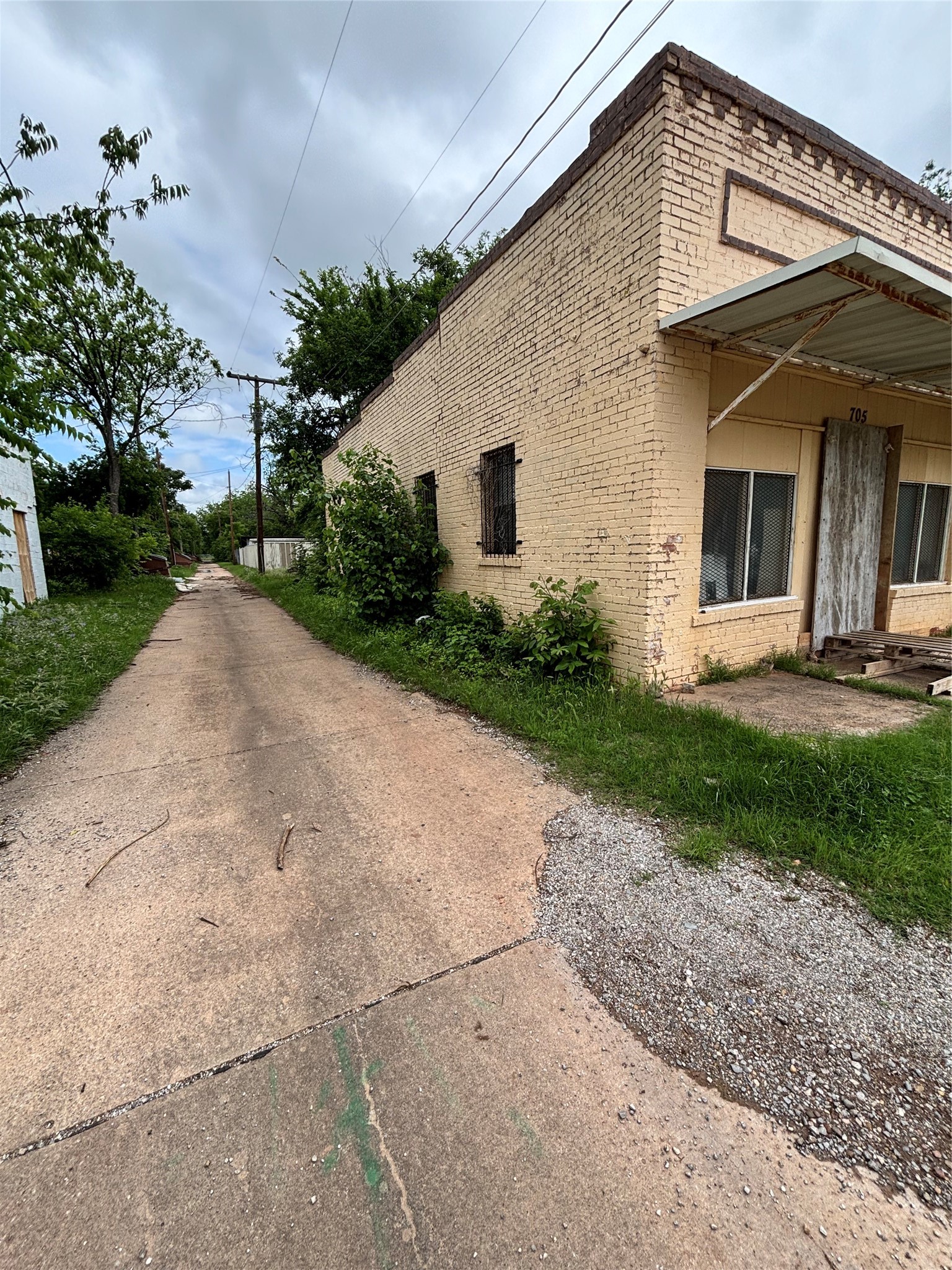 705 N Broadway Street Wichita Falls TX 76306
