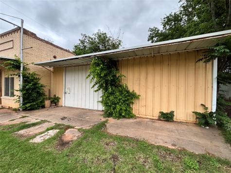 705 N Broadway Street Wichita Falls TX 76306