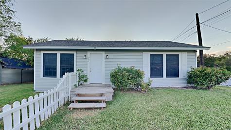 301 Gibson Street Mesquite TX 75149