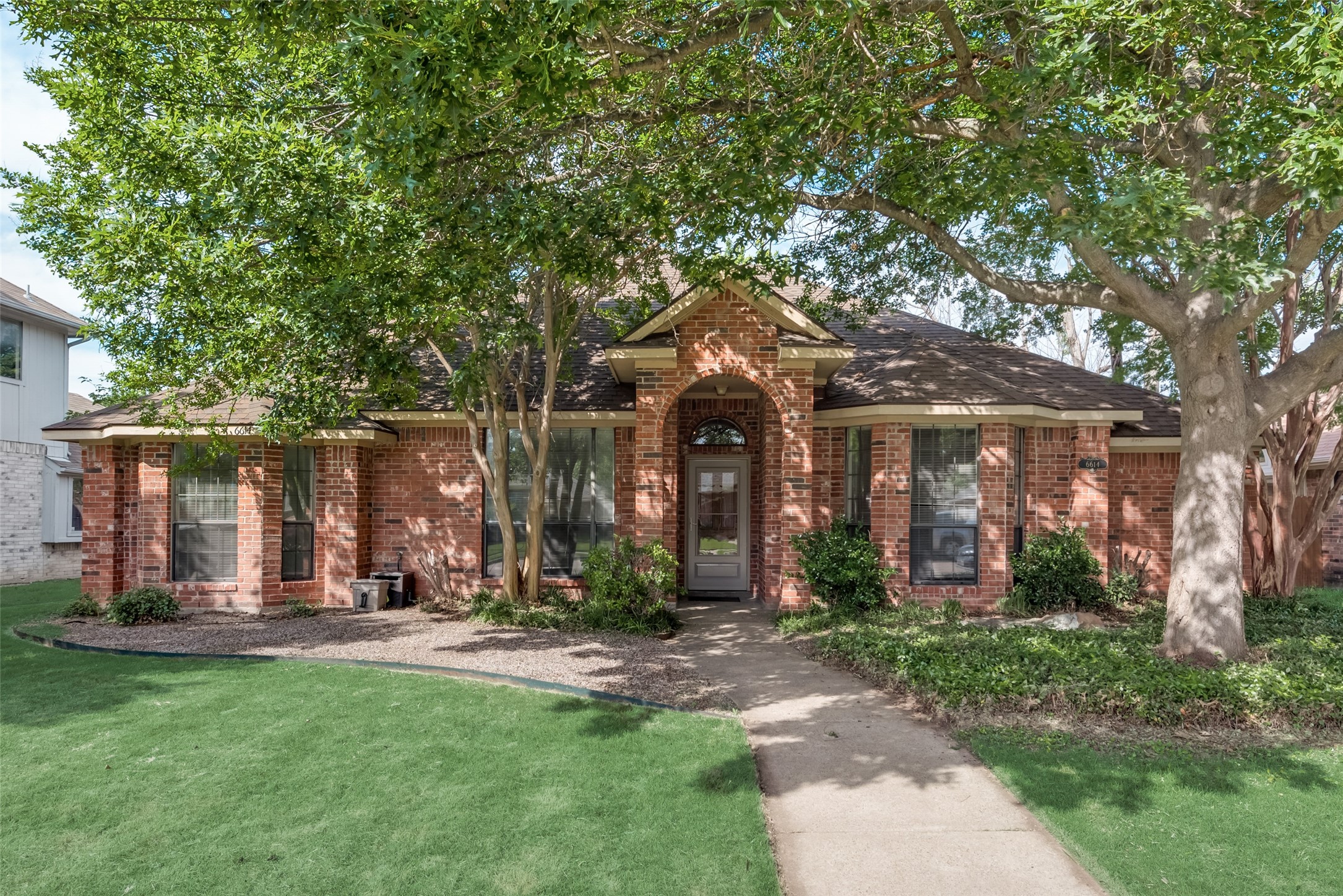 6614 Cordelia Road Rowlett TX 75089