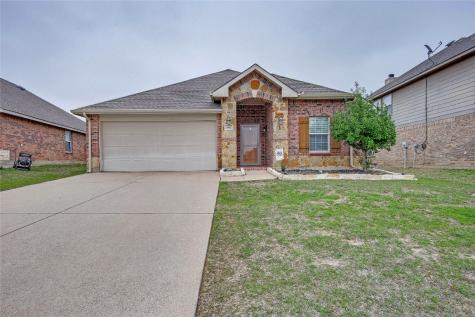 840 Grant Street Burleson TX 76028