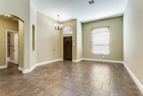 2609 Valencia Lane Denton TX 76210