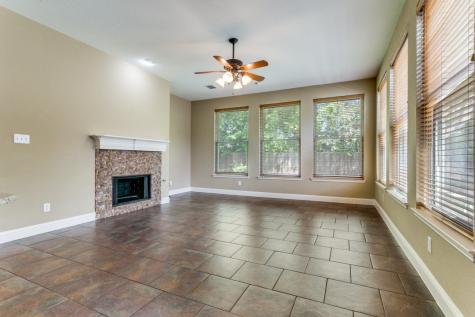 2609 Valencia Lane Denton TX 76210