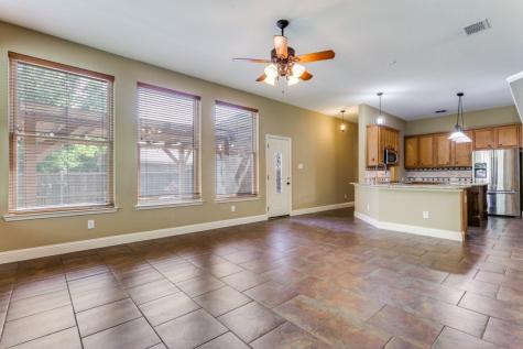 2609 Valencia Lane Denton TX 76210
