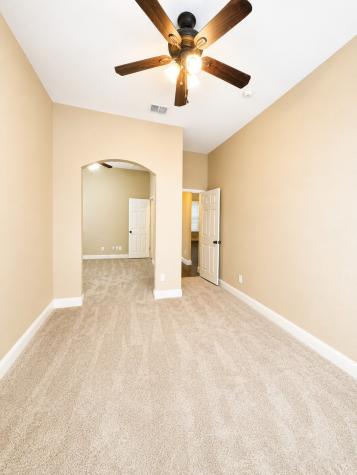 2609 Valencia Lane Denton TX 76210