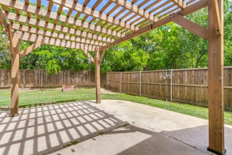 2609 Valencia Lane Denton TX 76210