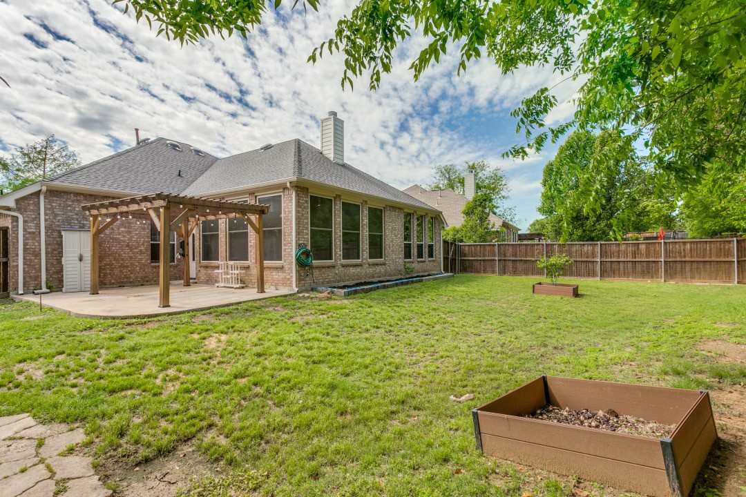2609 Valencia Lane Denton TX 76210
