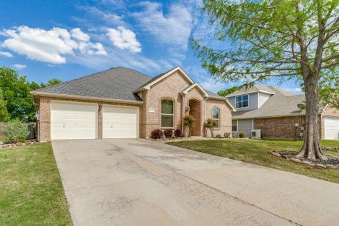 2609 Valencia Lane Denton TX 76210