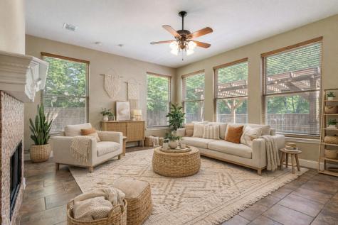 2609 Valencia Lane Denton TX 76210