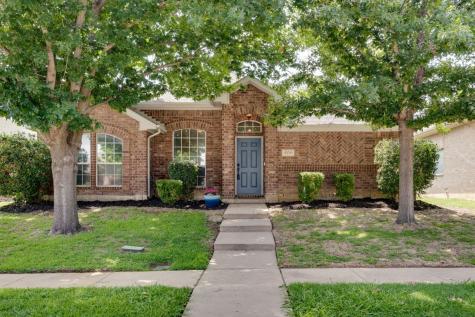 806 Cobblestone Drive Lewisville TX 75067