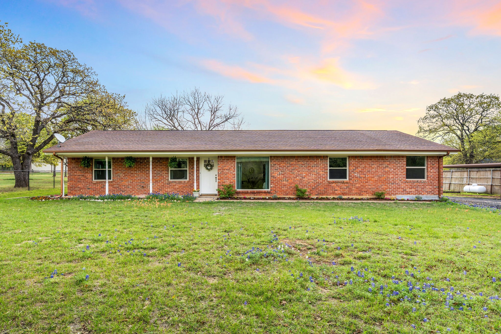 421 Russell Lane Burleson TX 76028