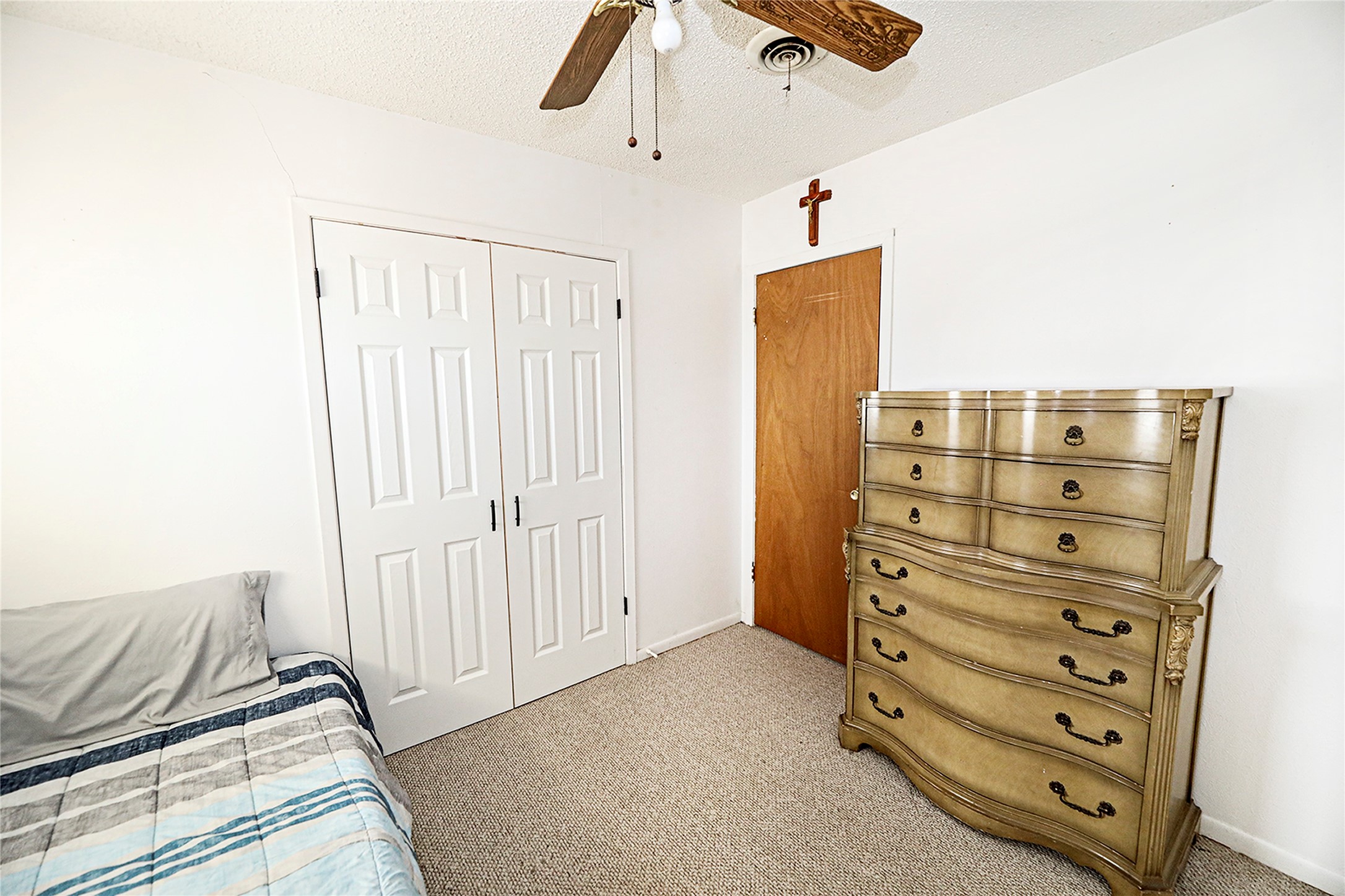 220 Tanglewood Street Bowie TX 76230