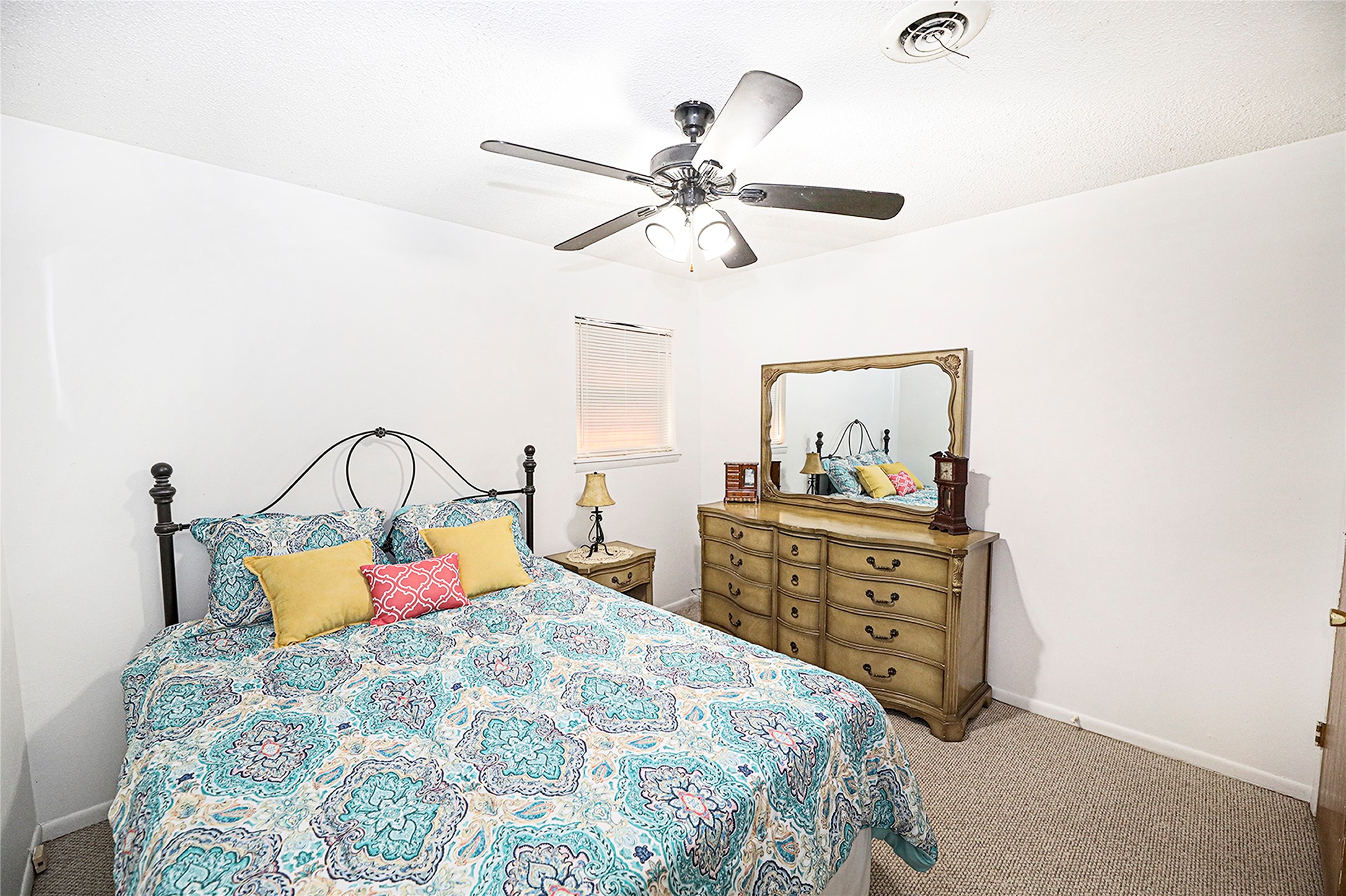 220 Tanglewood Street Bowie TX 76230