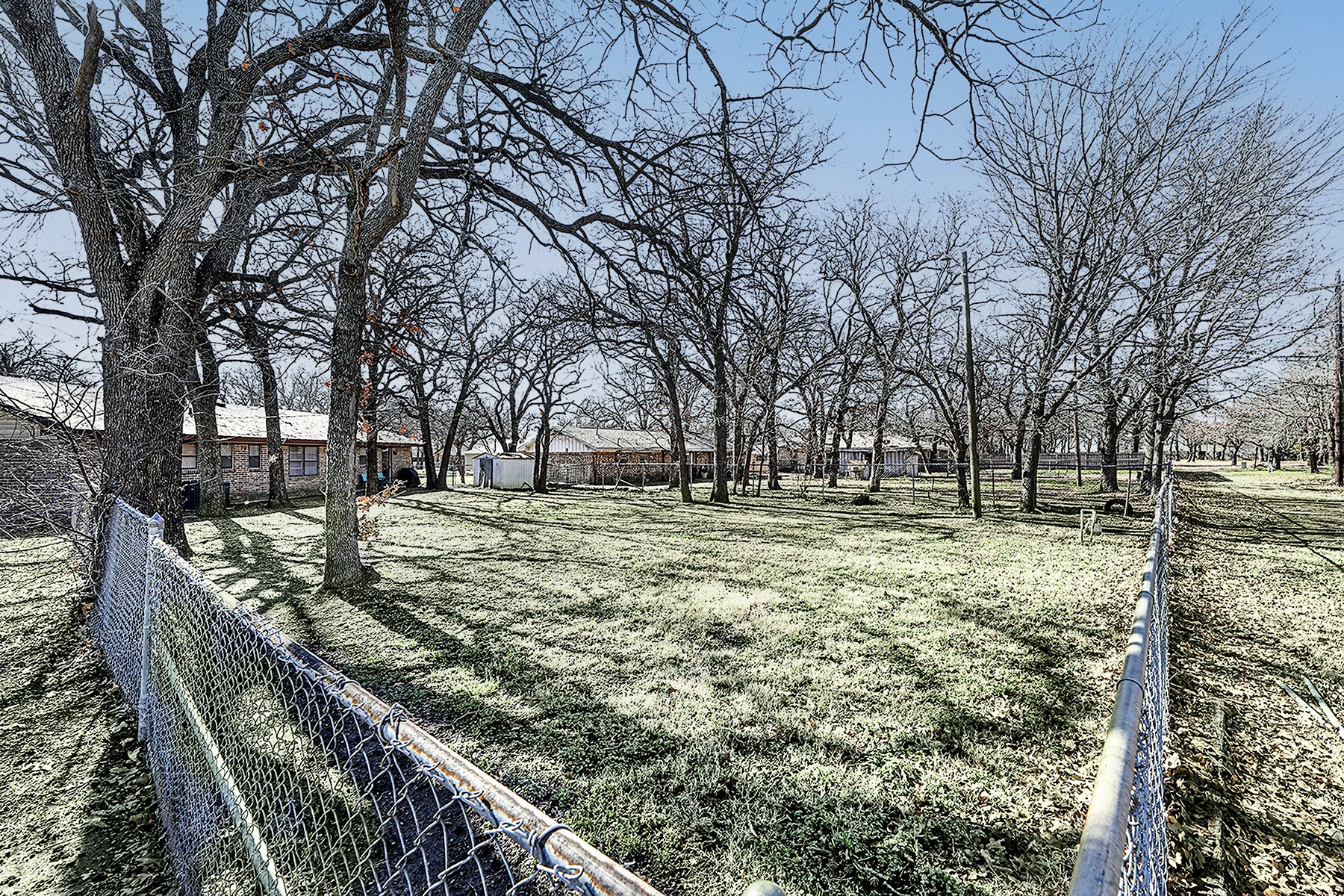 220 Tanglewood Street Bowie TX 76230