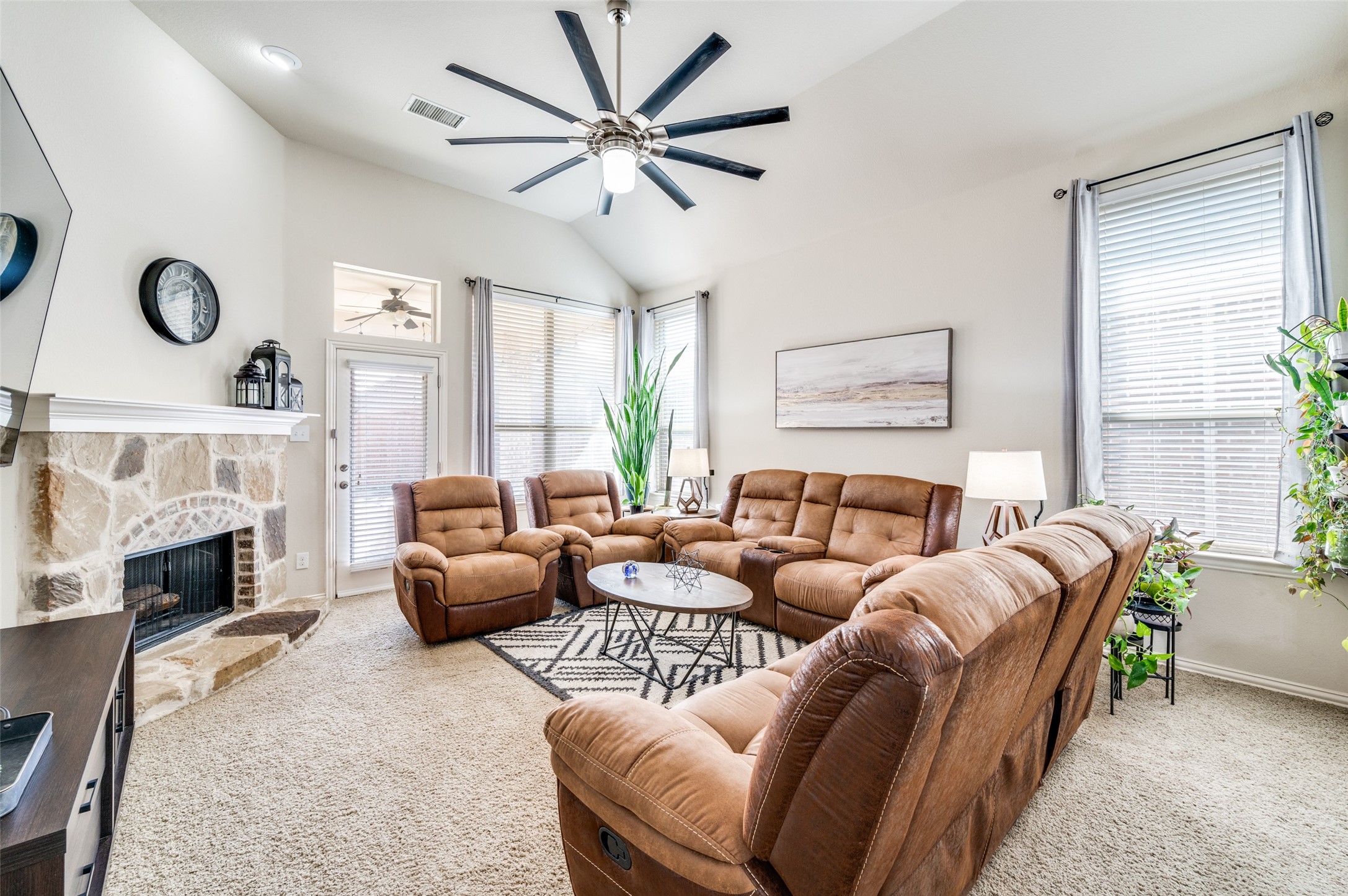 2624 Costa Mesa Drive Little Elm TX 75068