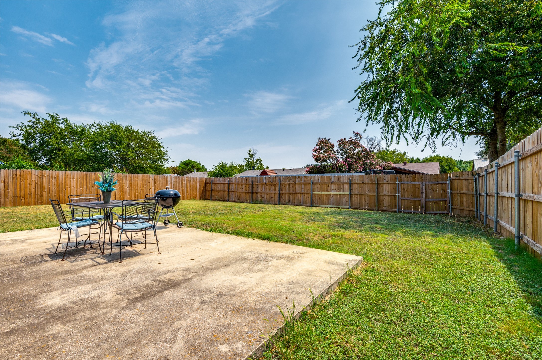 10222 Red Maple Drive Dallas TX 75249