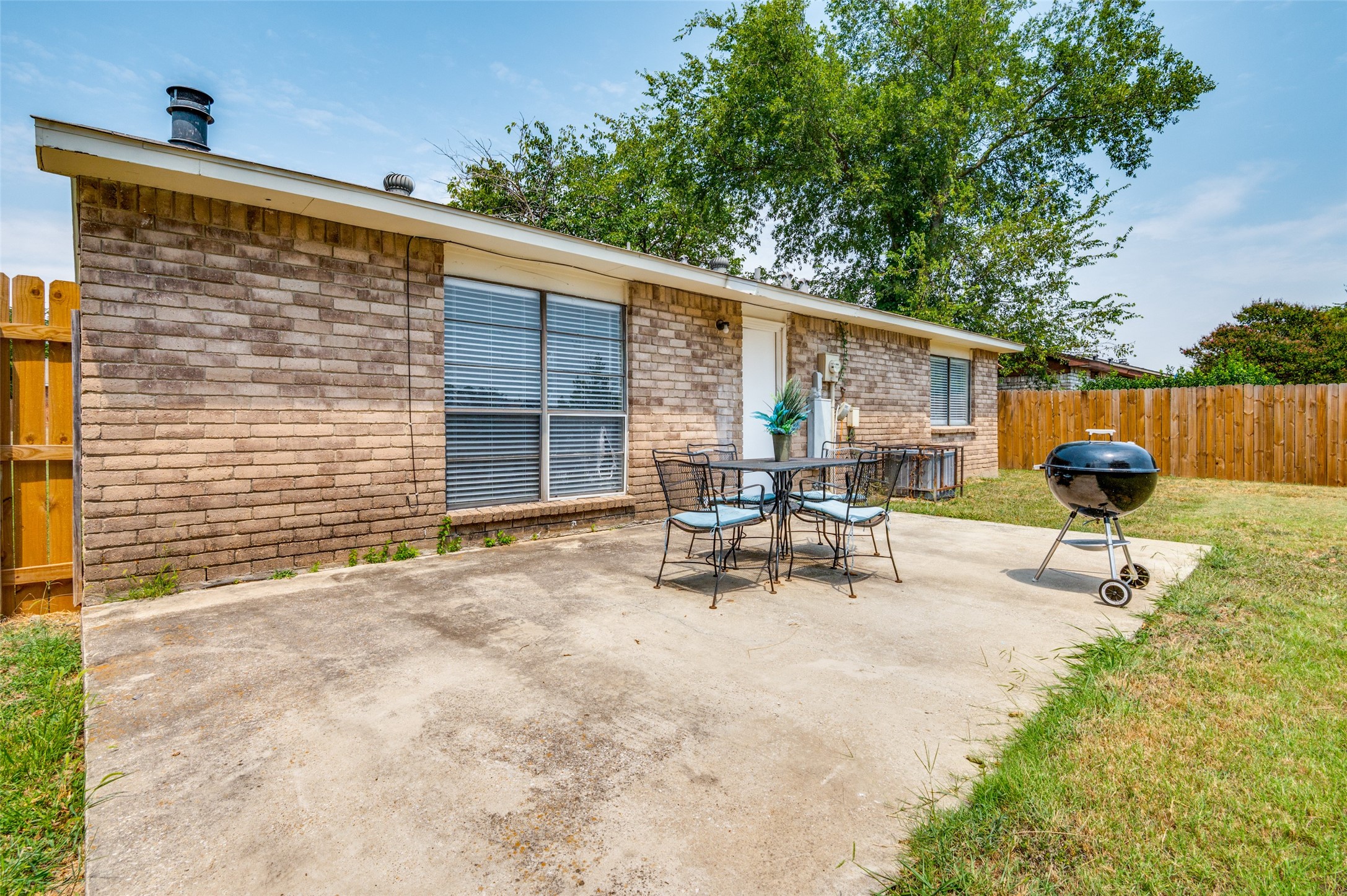 10222 Red Maple Drive Dallas TX 75249