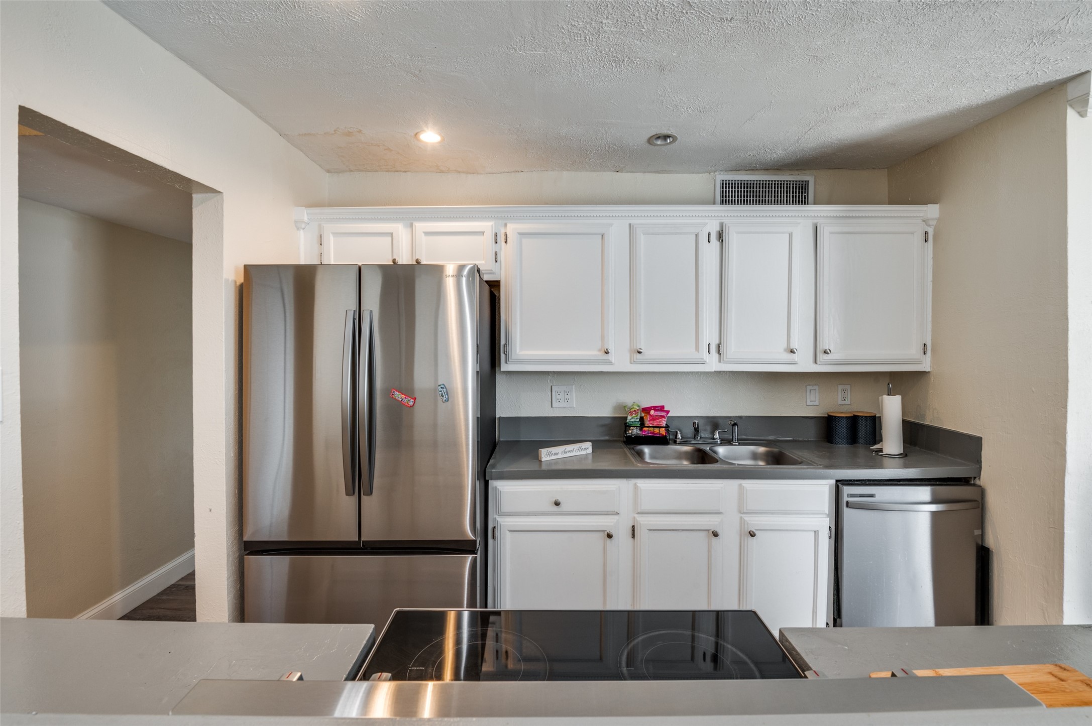 10222 Red Maple Drive Dallas TX 75249