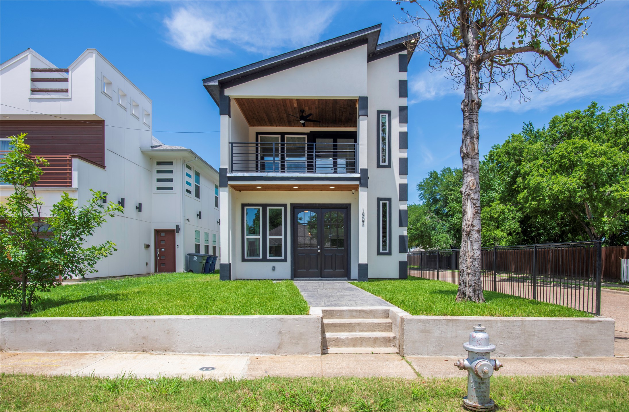 1903 Shaw Street Dallas TX 75212