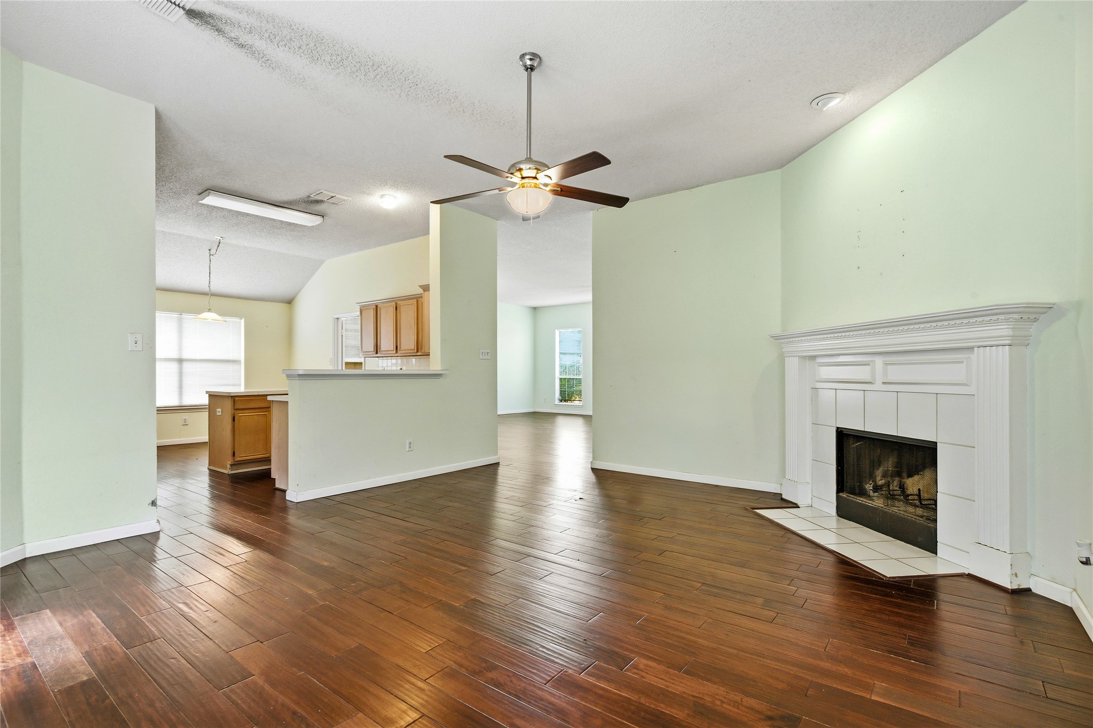 2720 Preston Creek Mesquite TX 75181