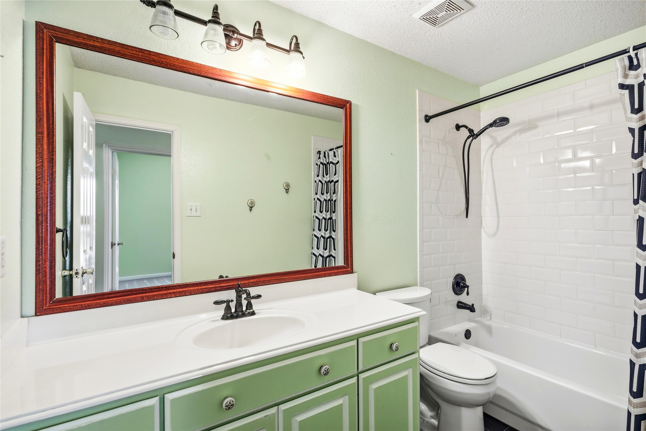 2720 Preston Creek Mesquite TX 75181