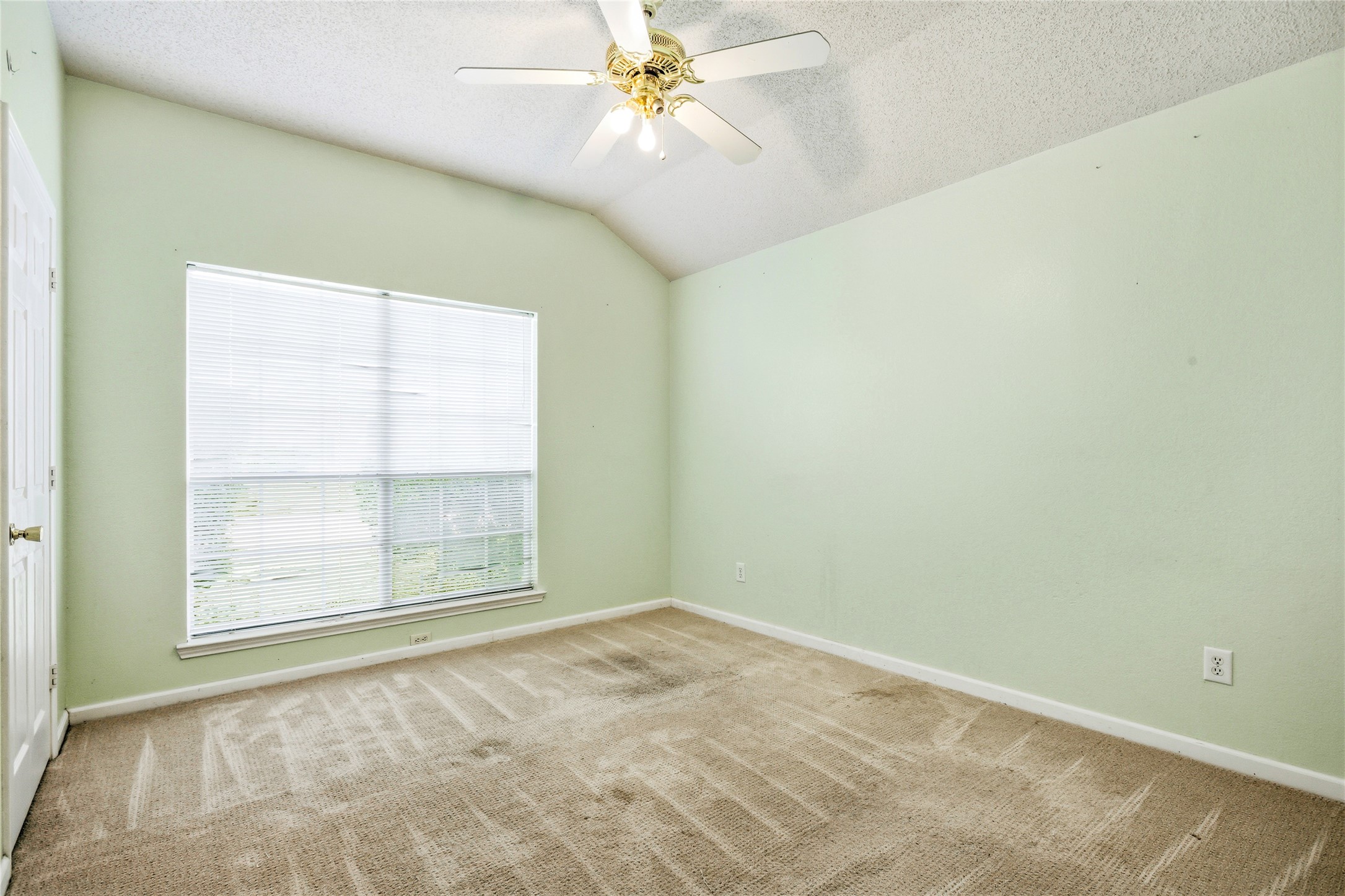 2720 Preston Creek Mesquite TX 75181