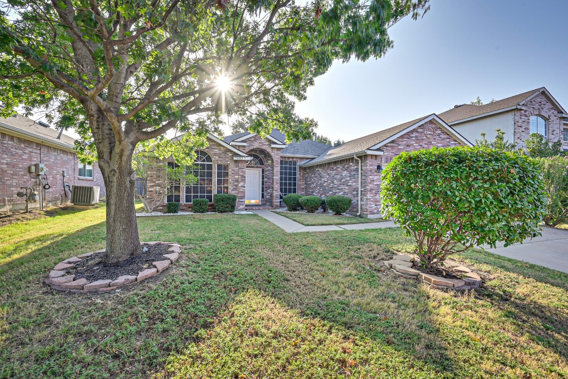 7603 Danuers Lane Arlington TX 76002